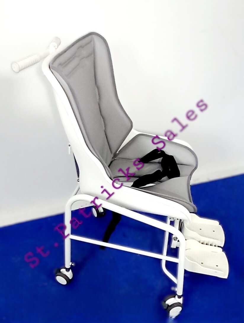 R82 Chair size 7 { vat exempt price } Delivery Arranged