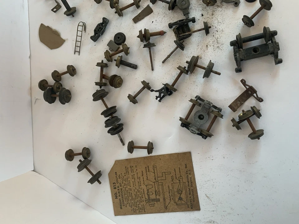 Lg Lot Vintage Train Hobby Wheels/Carriage Parts/ladders/Pieces for Repair work - Image 2 of 4