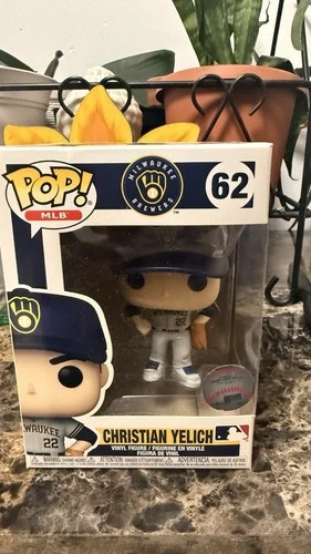 Funko Pop Milwaukee Brewers Christian Yelich #62 MLB Baseball Collectible