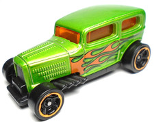 2018 HOT WHEELS MIDNIGHT OTTO GREEN 1:64 DIECAST 2 1/4" CAR WITH ORANGE FLAMES