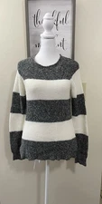 Pink Rose Women’s Knit Stripes Pullower Sweater Gray/ White Sz Xsmall.