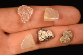 50g *RUTILATED QUARTZ* Tumbled Stones 34pce Rutile Natural, Cleanse energy