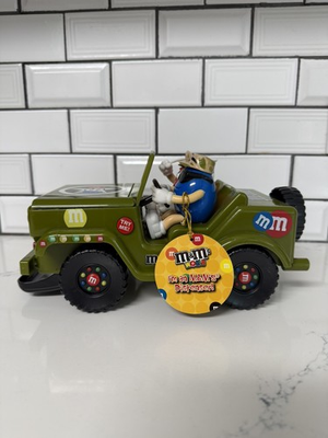 #ad Mamp;M Military Vehicle Candy Dispenser Lights Sound Works 2009 Green Jeep VTG Rare $32.99
