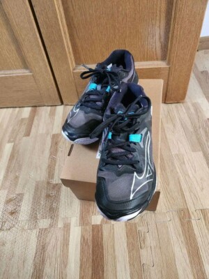 MIZUNO WAVE LIGHTNING Z8 V1GA2400 52 Volleyball shoes 23.5cm color Black Silver