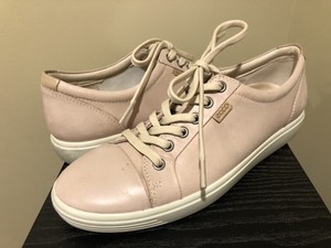 ecco soft pink