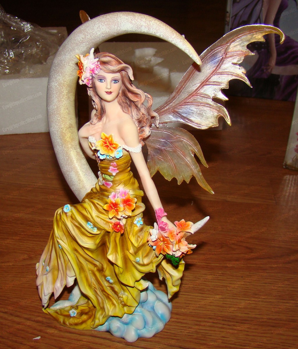 Nene Thomas Collection, EARTH MOON FAIRY, Fae (12343) Crescent