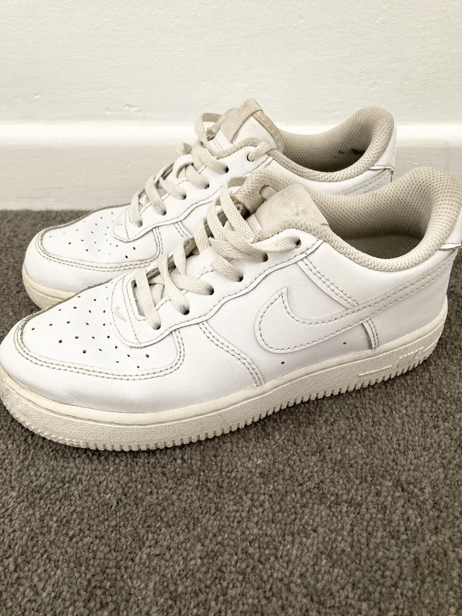Kids nike deals trainers size 9