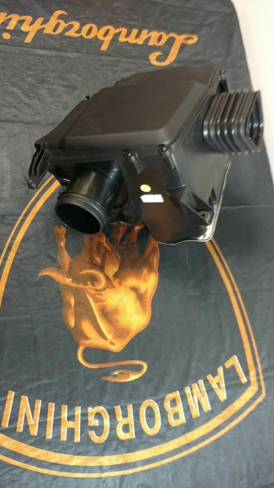 LAMBORGHINI HURACAN AIR INTAKE BOX OEM 4S0133837K