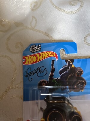 Hot Wheels Aaron WHEELZ Fotheringham Wheelie Chair HW Xtreme