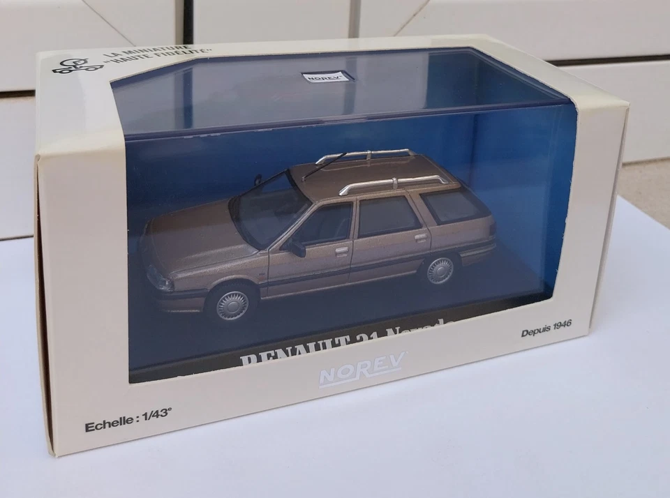 Renault 21 Nevada 1988 Norev 512100 MIB 1:43 4 6 9 11 12 14 18 19 20 25 30 RARE - Imagen 2 de 4