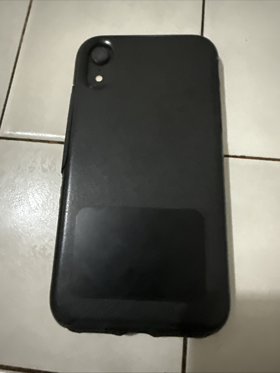 iPhone XS factory Reset Black And Sorry I Don't Know The Space On
