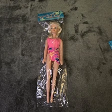 VTG 1996 Manley Beach Fun Robin Hawaiian Barbie CLONE Doll PINK Blow Mold