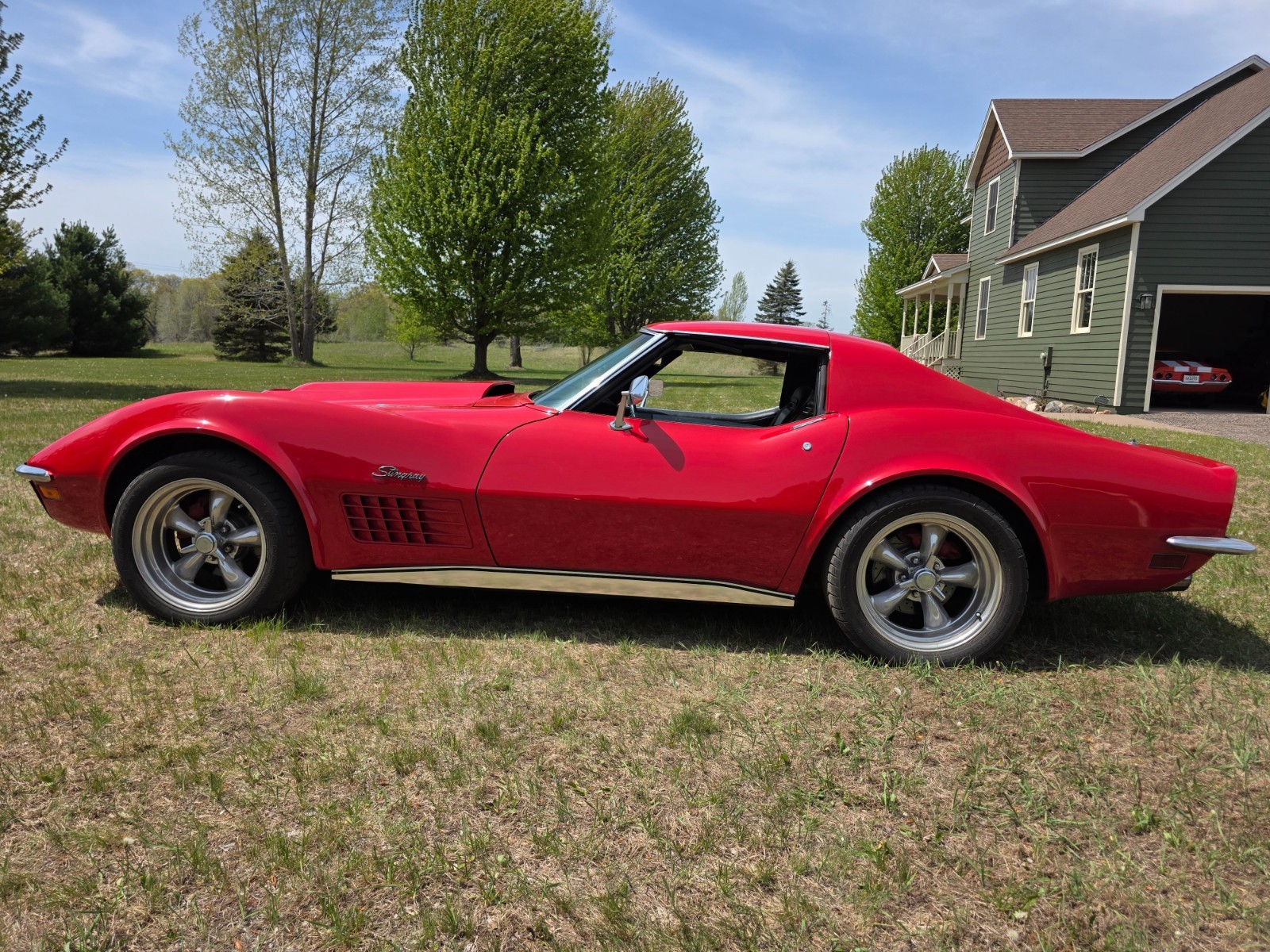 1972 Red Chevrolet Corvette   | C3 Corvette Photo 8