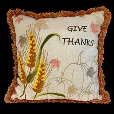 Glitzhome Thanksgiving Pumpkins Embroidered Pillow GIVE THANKS Sofa Decor 18”
