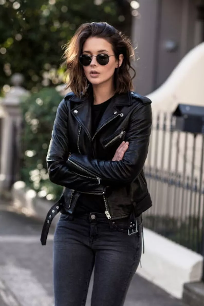 Cropped black top leather biker jacket