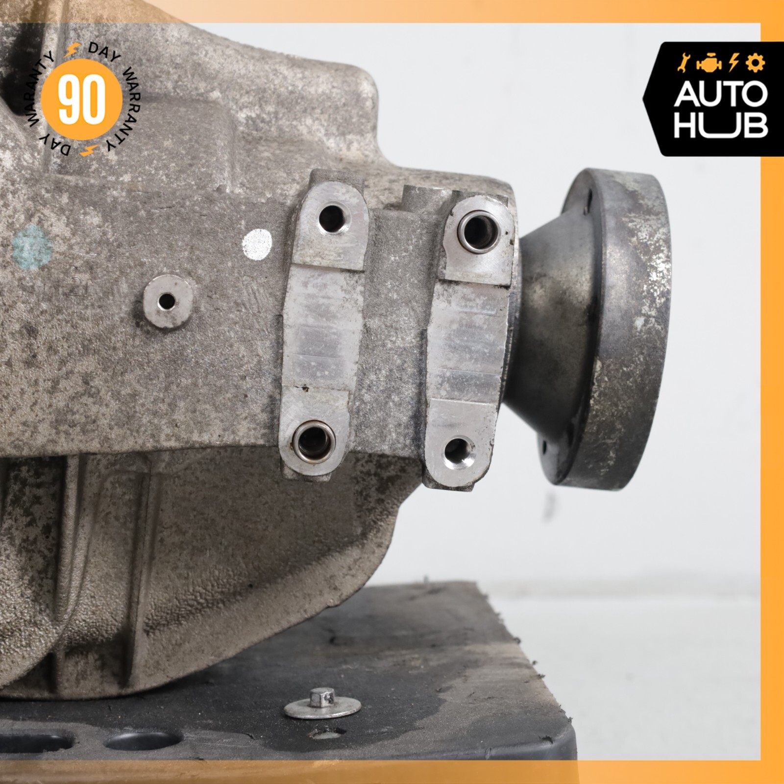 07-13 Maserati Quattroporte S M139 Rear Differential Diff Axle Carrier OEM