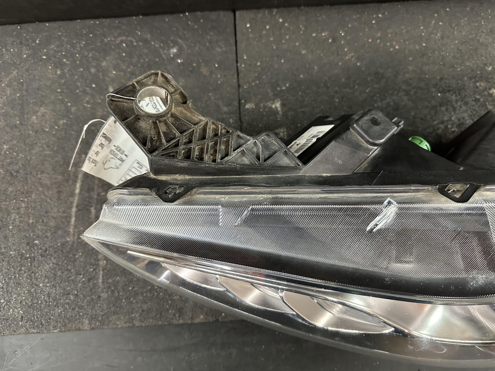 14-17 MASERATI GHIBLI DRIVER LEFT BI-XENON HID LOW AND HIGH BEAM HEAD LIGHT LAMP