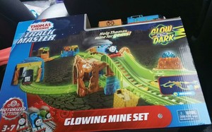 trackmaster glowing mine set