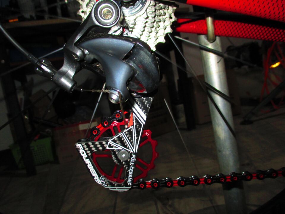 Fouriers Carbon Cage Derailleur Pulley for Dura Ace 9000 Di2 9070