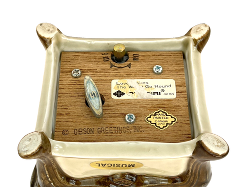 VTG Otagiri Music Box Teddy Bears "Love Makes the World Go Round" Gibson Inc. - Imagen 8 de 10
