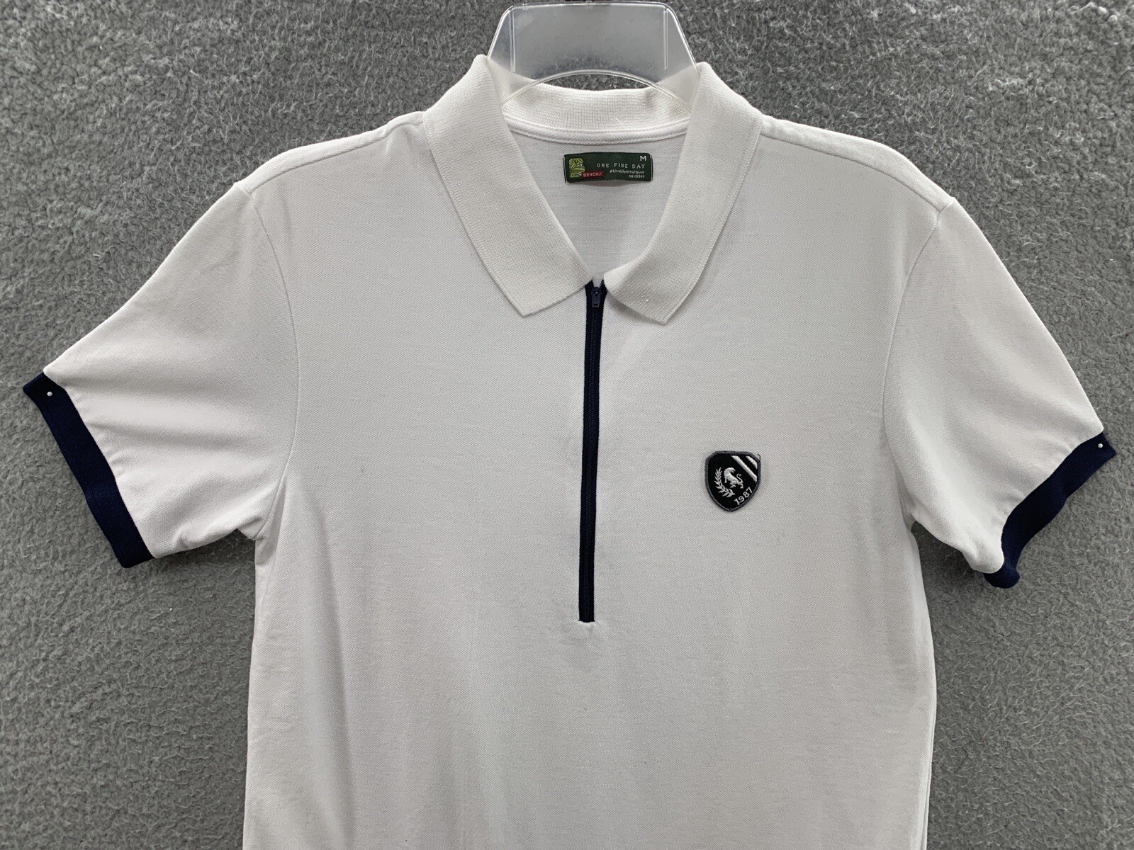 Bench One Fine Day Men’s White Navy Blue Logo Short Sleeve Polo Shirt Tee Size M image 4