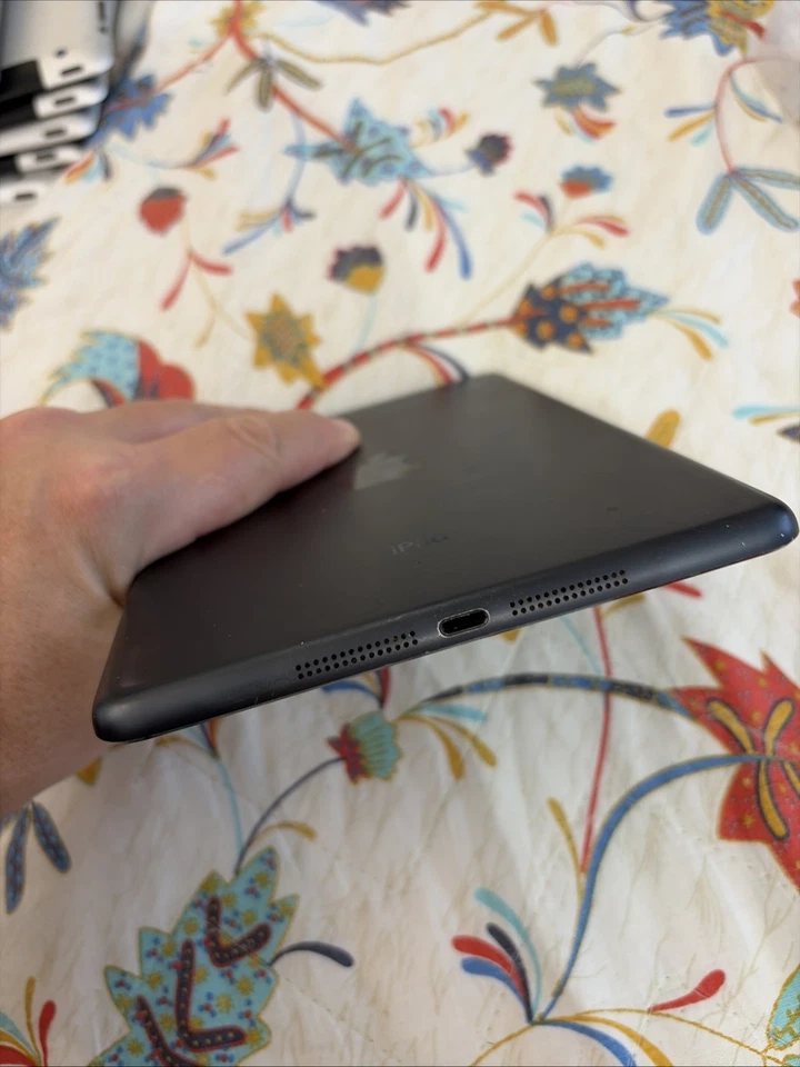 Apple iPad Mini 1st Generation A1432 Wi-fi Grigio Siderale Space Gray T101 - Immagine 3 di 4