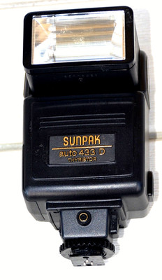SUNPAK auto 433 D Thyristor Electronic Flash For Canon Vintage Camera Accessory