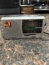 Borg Johnson HS-912R World Wide Radio - 12 Band Receiver FM/TV/MW/SW 1-9