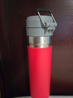 #ad RED Stanley Quick Flip GO Water Bottle 24 oz Push Button Lid Leakproof $22.00