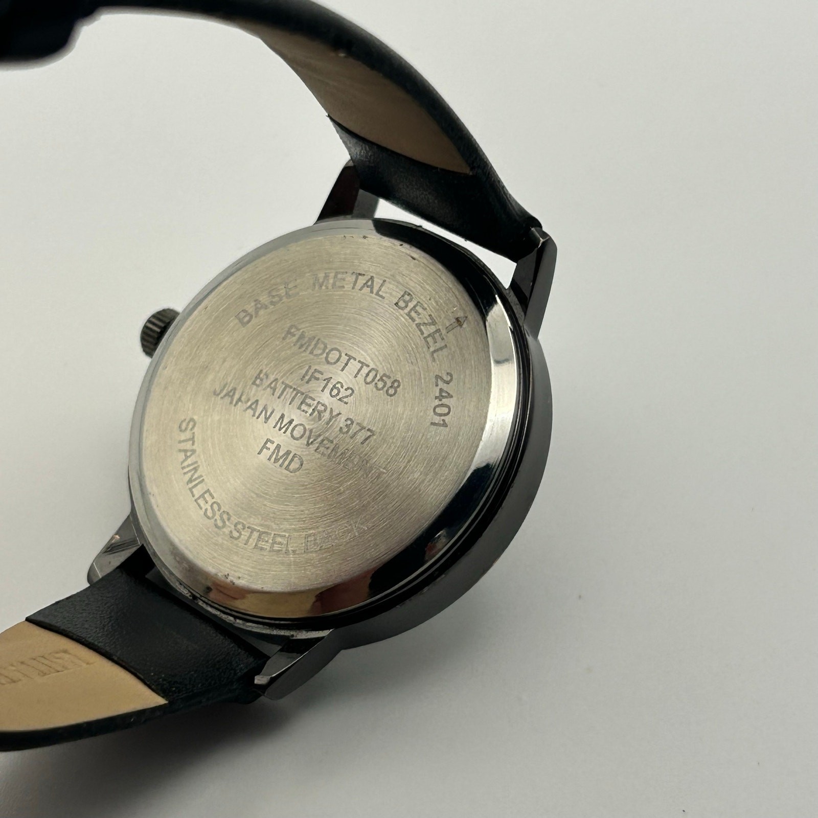 Black Tone Crystal and Gold Hourly Dial Women’s Fashion Watch Working image 6