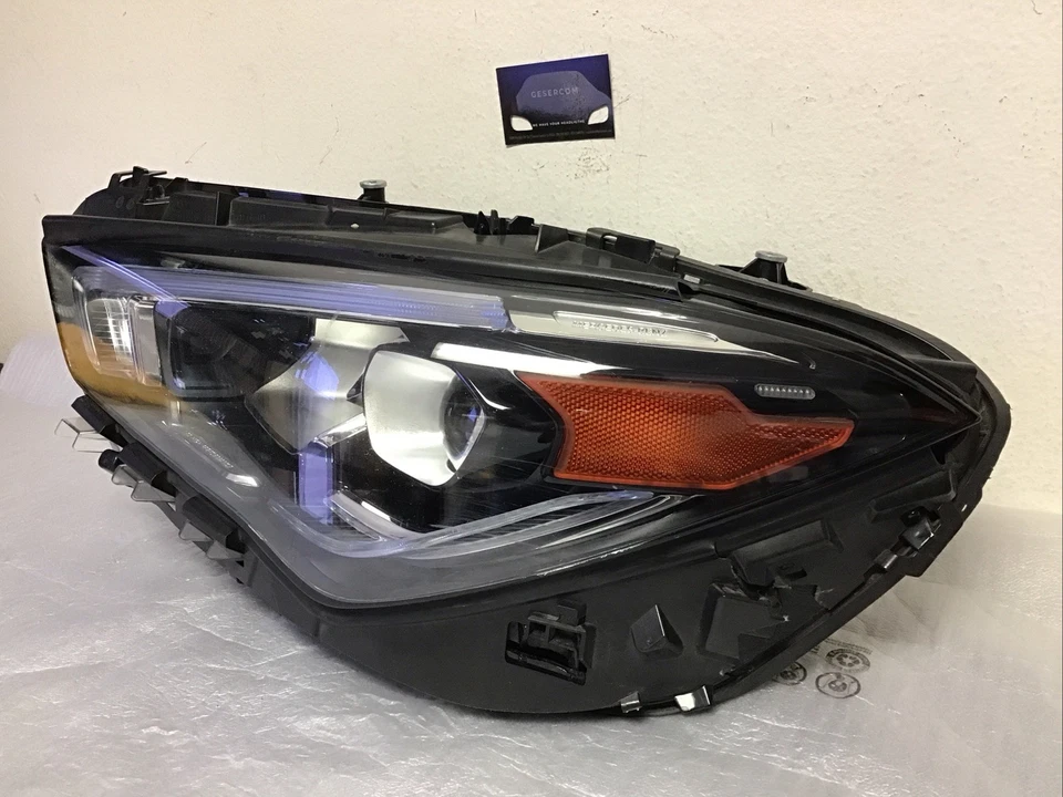 2020-2022 MERCEDES BENZ CLA250 LEFT HEADLIGHT OEM - Image 3 of 4
