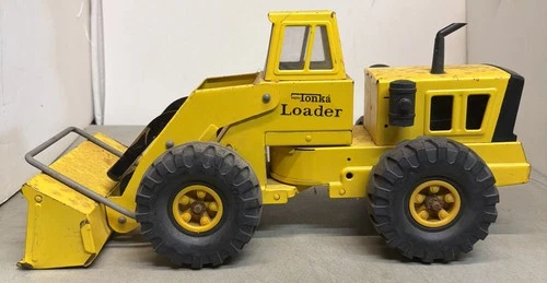 VINTAGE MIGHTY TONKA FRONT END LOADER 1970’s In Yellow