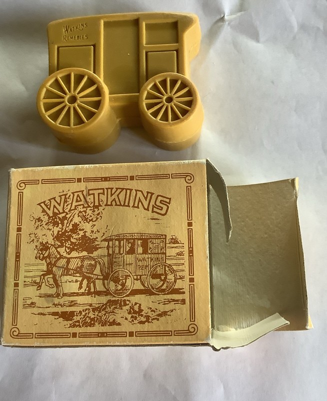 Vintage-NOS J. R. watkins- Remedies 5 oz. SAVON wagon bar soap
