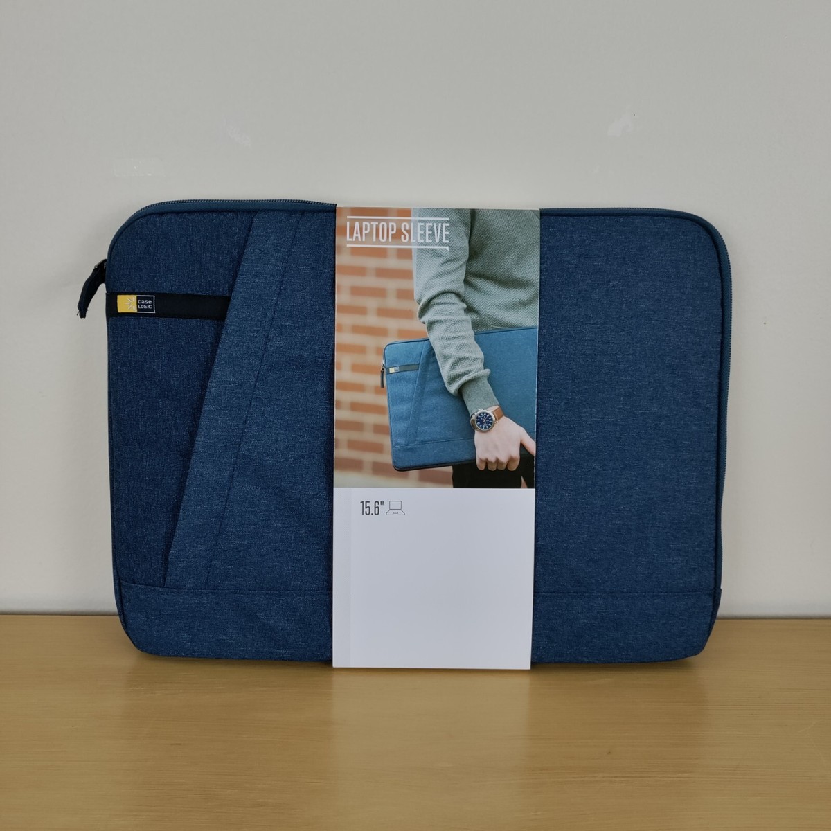Case Logic Blue Huxton for Laptop New