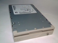 Iomega Z100ATAPI ZIP 100 drive 02844D03 Code:23D IDE 40-pin