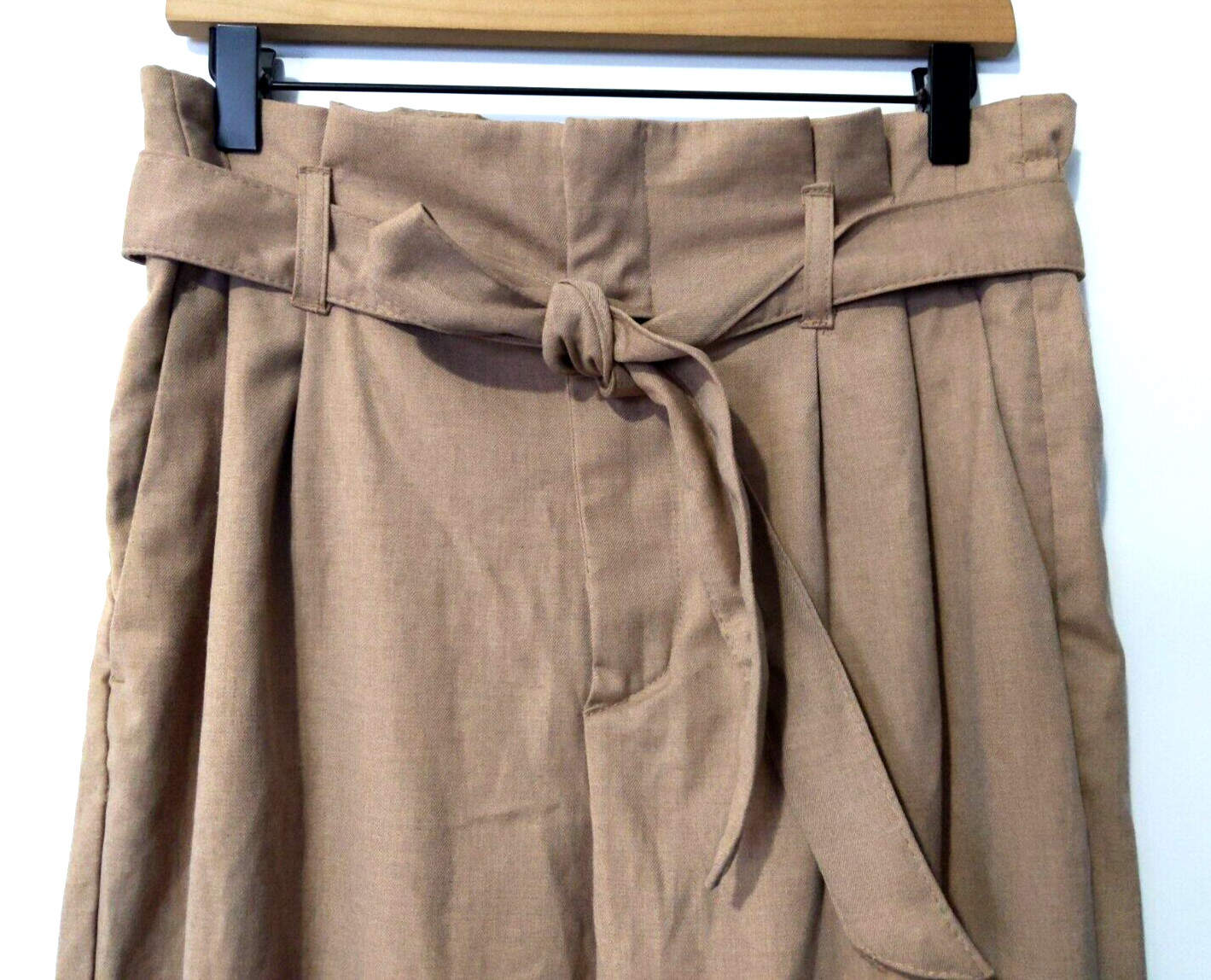 H&M Women's Belted Stretch Waist Belted Pants Sz 8 Tan Polyester Blend EUC thumbnail 2