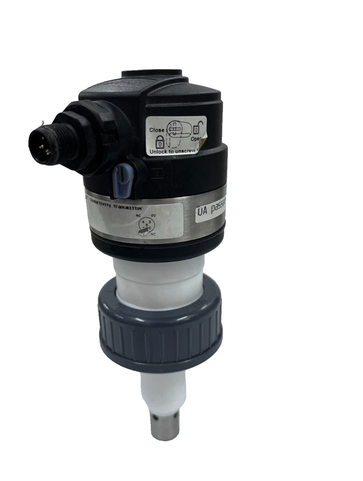 Burkert Type 8222 00561661 Liquid Conductivity Transmitter 12-36VDC 0.05-20US/CM - Imagem 4 de 4