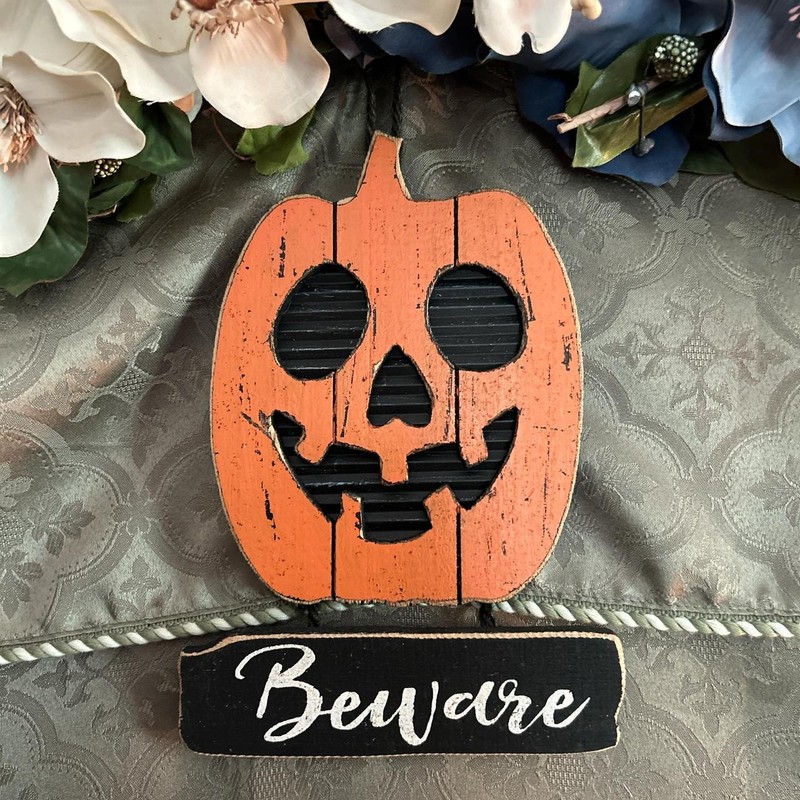 halloween decor hanging jack o' lantern wooden pumpkin sign in orange and black