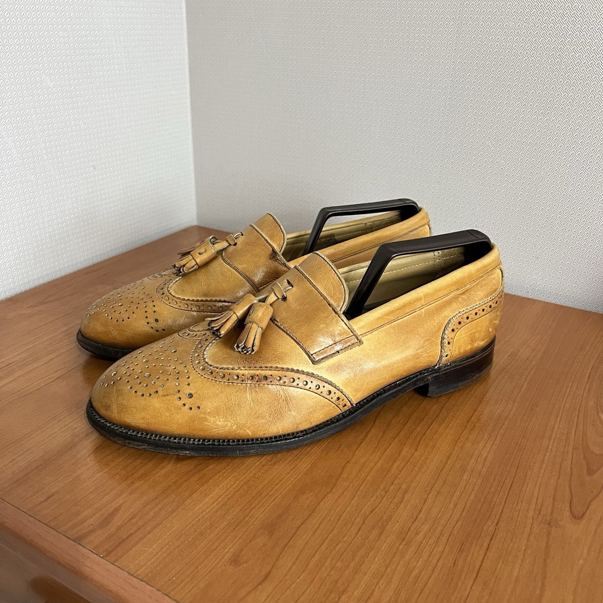 Shipton & Heneage brown suede wingtip oxford dress shoe men size 9 1/2 Rawls Nwob Helio Wingtip Oxford - Cognac | Mercari main image 2