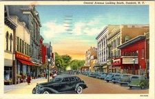 1947, Central Avenue Looking South, DUNKIRK New York Linen Postcard - Curt Teich