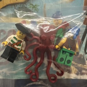 LEGO Pirates Kraken Attackin&rsquo; 6240 Complete w Instructions No Box