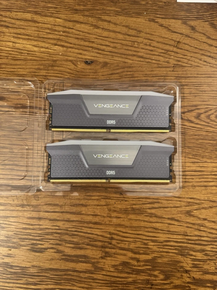 Corsair Vengeance RGB DDR5 RAM 32GB (2x16GB) - 6400 MT/S Foto 3 de 4