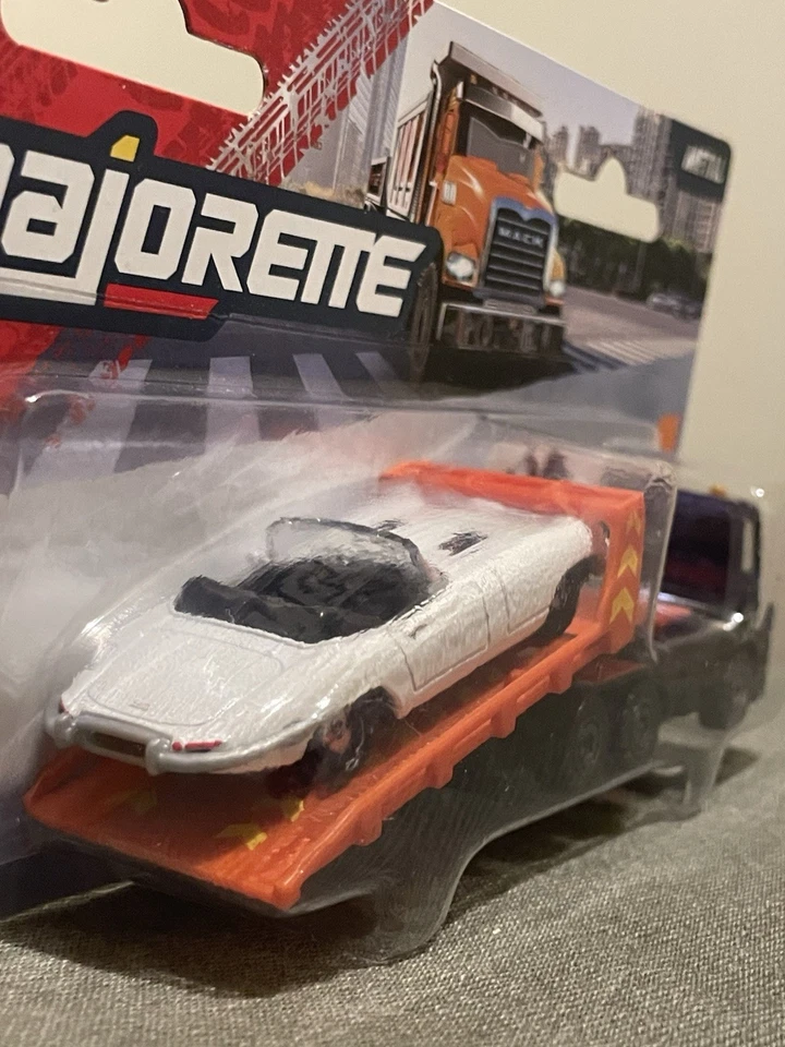 Modellino Majorette Man Tgs Camion Traino 1/87 Jaguar Tipo E Nuovo Scatola 2025 - Immagine 4 di 4