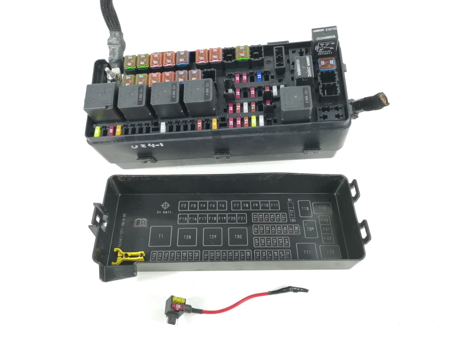 Maserati Ghibli S AWD 3.0L Auto 2014 Fuse Box Relay Engine 7154-0151-30 OEM
