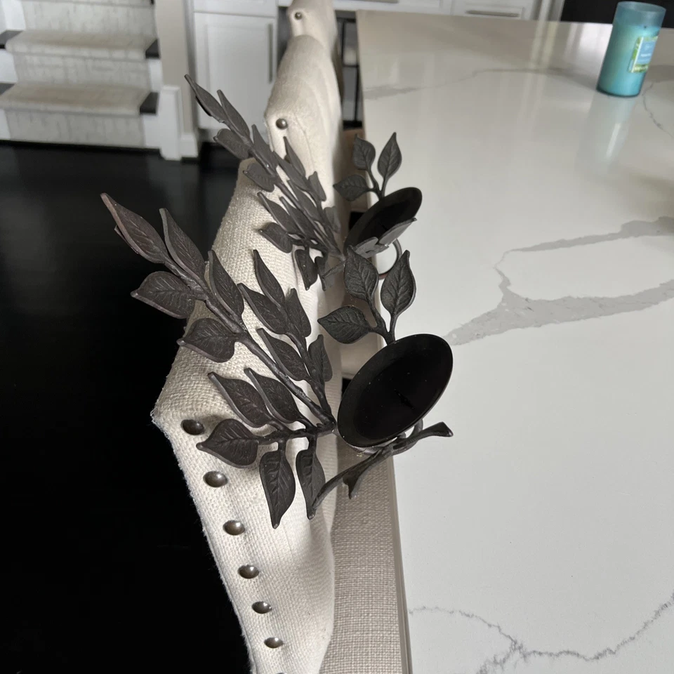 Juego de dos apliques botánicos Pottery Barn hoja de hierro negro Foto 2 de 4