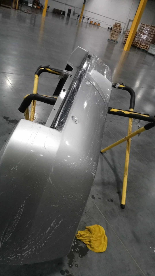 2013 Chevrolet Tahoe Silver Rear Bumper Assembly OEM 15239247 201K Miles - Image 2 of 3