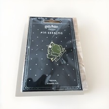 Harry Potter Fan Club Pin Seeking - Trevor - New in Package