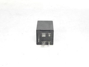 AUDI VW SEAT SKODA RELAY TRNASMITTER RELAIS RELAY 133 357959141C