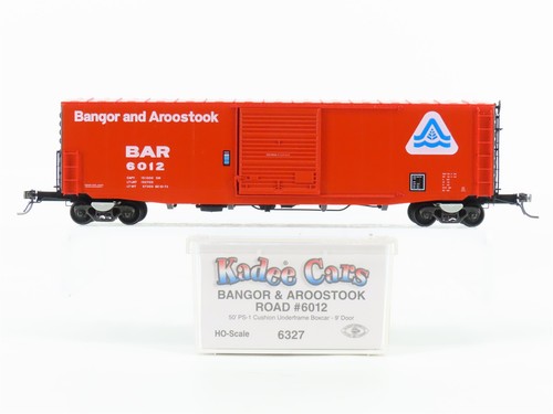 Coches Kadee escala HO 6327 BAR Bangor & Aroostook 50' caja puerta única coche #6012 | Zustand: Used