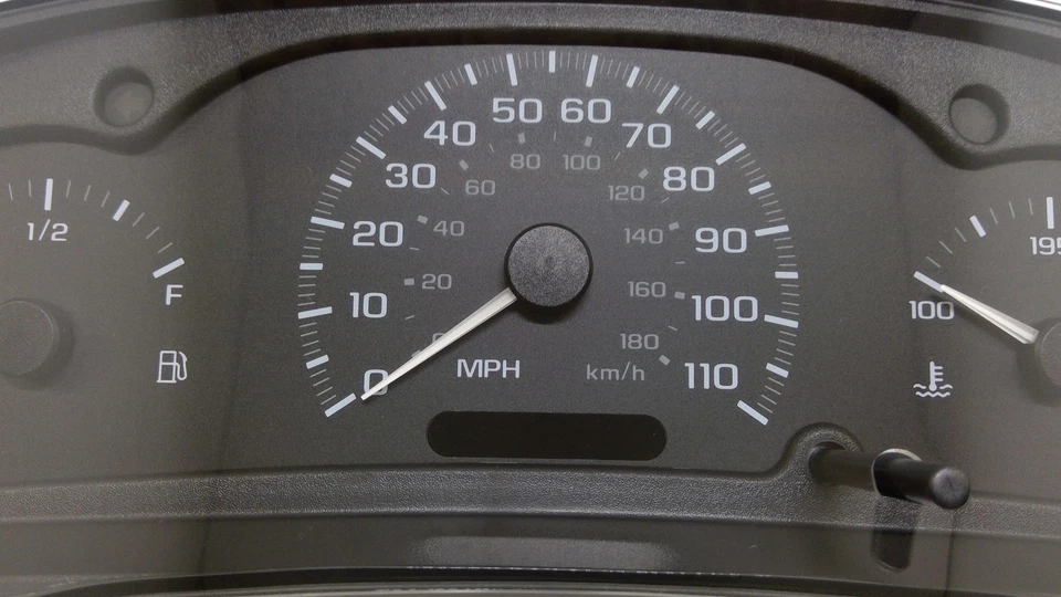 ADEQUADO PARA 00-02 CHEVY CAVALIER PAINEL DE INSTRUMENTOS ASM 9392421 - NOVO FABRICANTE DE EQUIPAMENTO ORIGINAL - Imagem 2 de 4